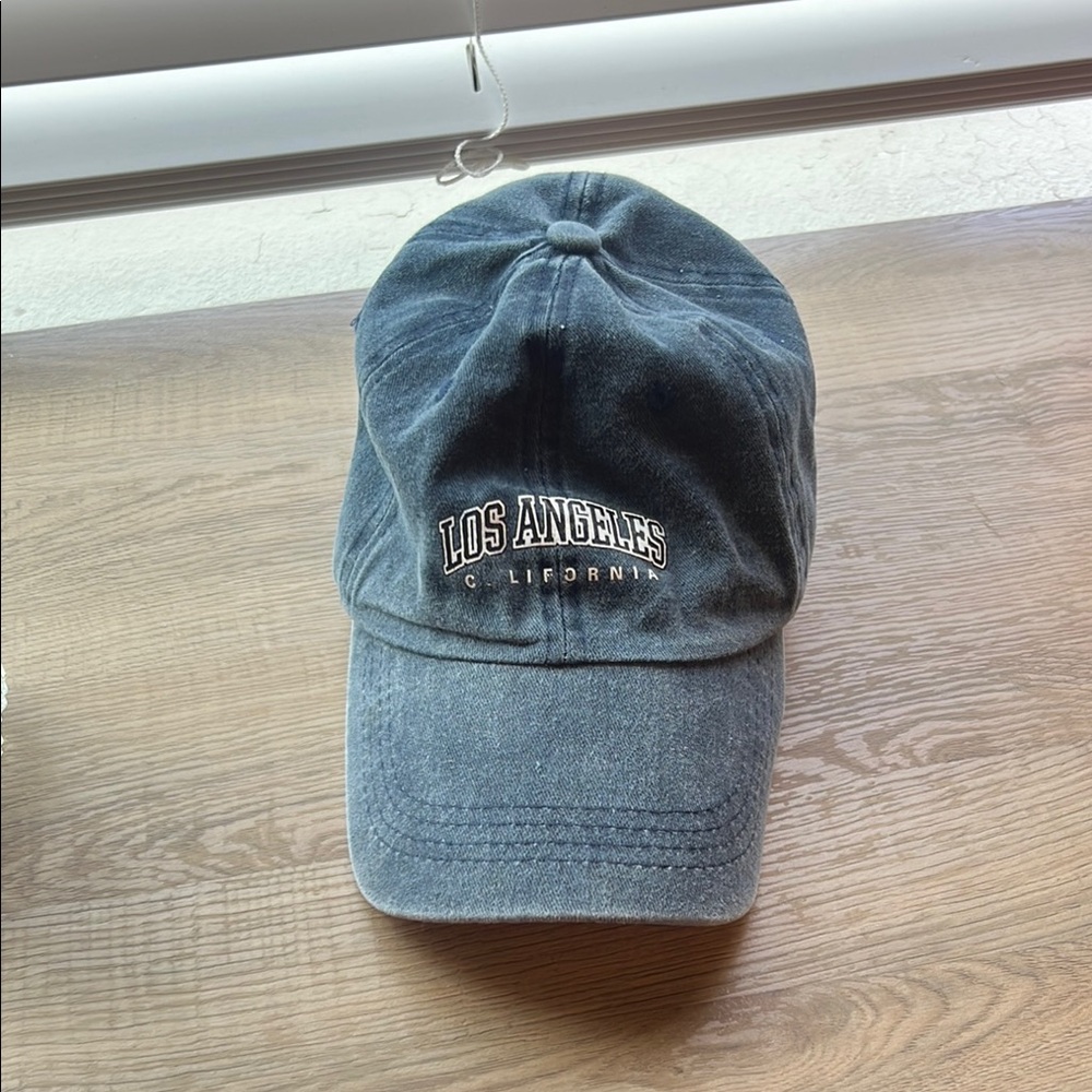 Los Angeles Embroidered Cap